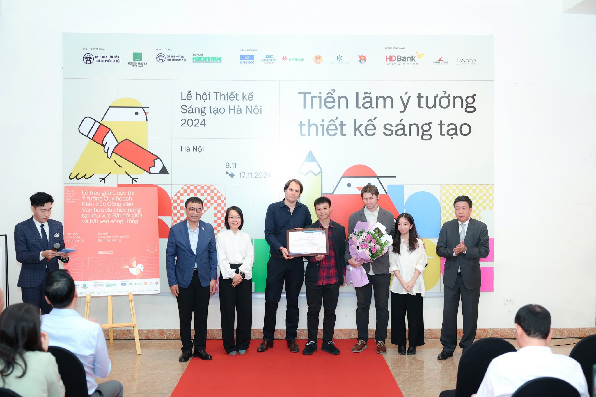 Khám phá Keep Vietnam Clean làm gì tại lễ hội thiết kế sáng tạo 2024?